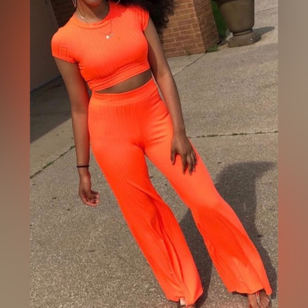 AKIRA Orange Tie-Back Crop Top and Pants Set, Size Small